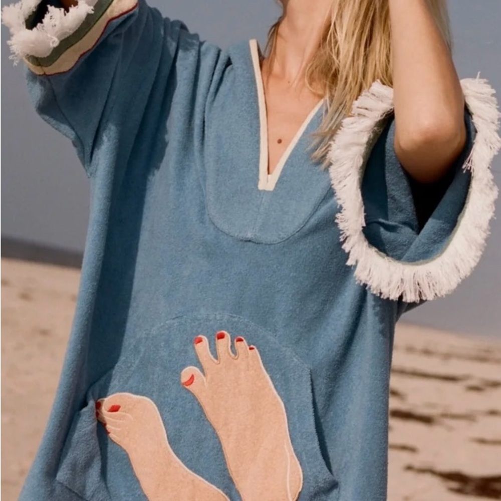 NWT - 'Tom Wesselmann - Seascape #6' Beach Towel Top